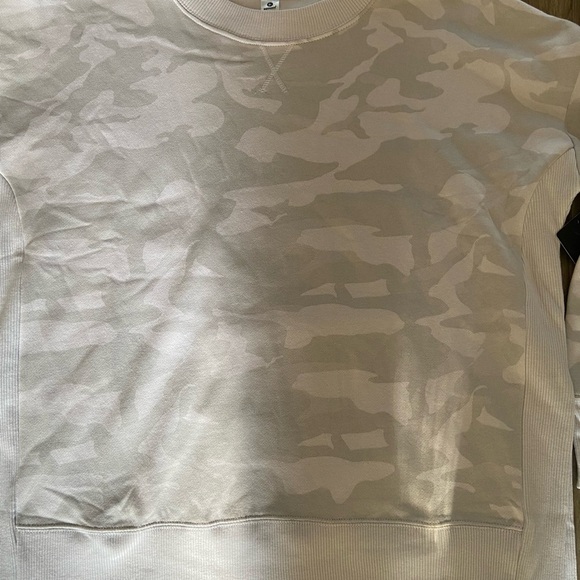 90 Degrees by reflex sweatshirt - Picture 4 of 12